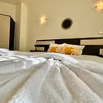 Villa Menada Imperial Heights Villas