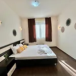 Menada Imperial Heights ヴィラ