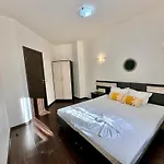 Villa Menada Imperial Heights Villas *