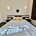 Menada Imperial Heights Villas Villa