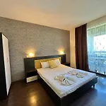 Menada Imperial Heights Villa Slăntjev Brjag