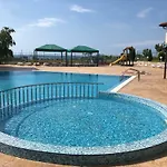 Menada Imperial Heights Slăntjev Brjag