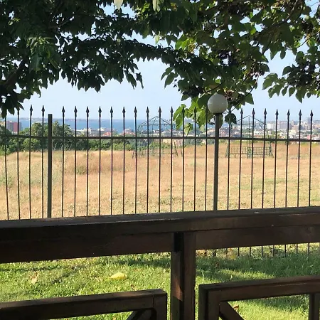 Menada Imperial Heights Σάνι Μπιτς